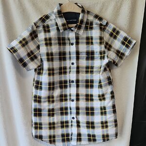 Boys' Short-Sleeve Plaid Button-Down Shirt — White, Navy & Yellow  Size 6